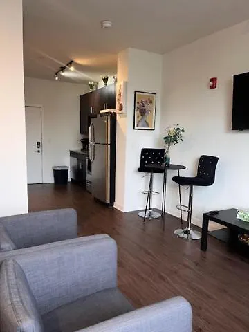 Stylish Studio W/Patio By Italian Market
